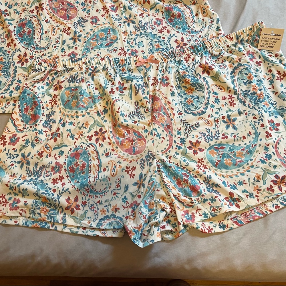 Flora by Floral Nikrooz Short Pajama Set Paisley Floral XL NWT - Picture 4 of 9